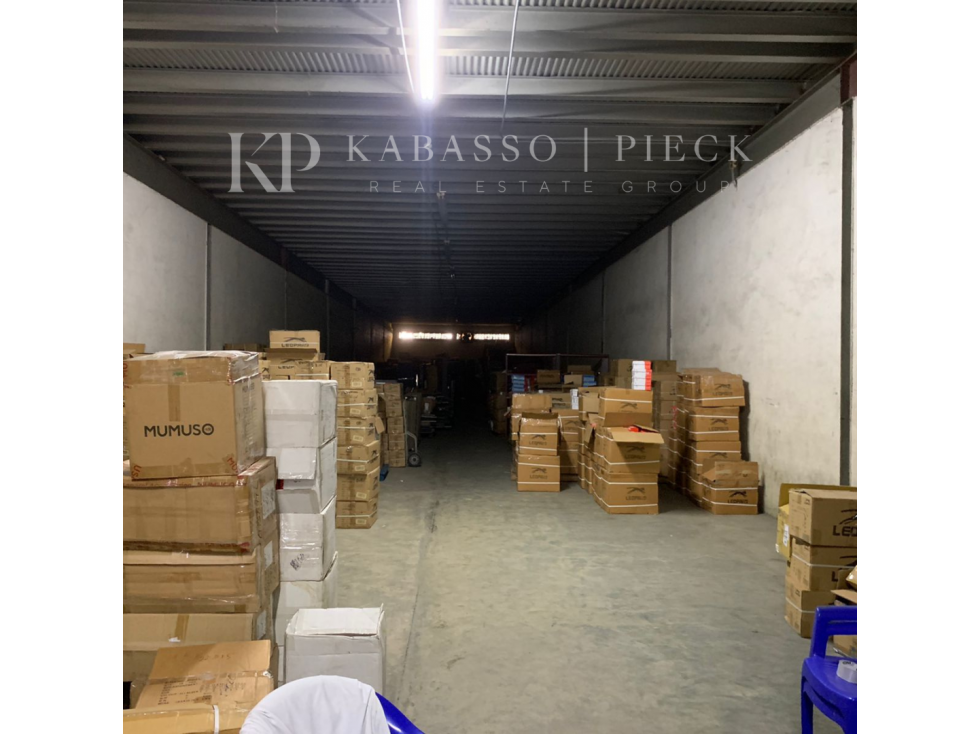 FRANCE FIELD ZONA LIBRE COLON BODEGA VENTA