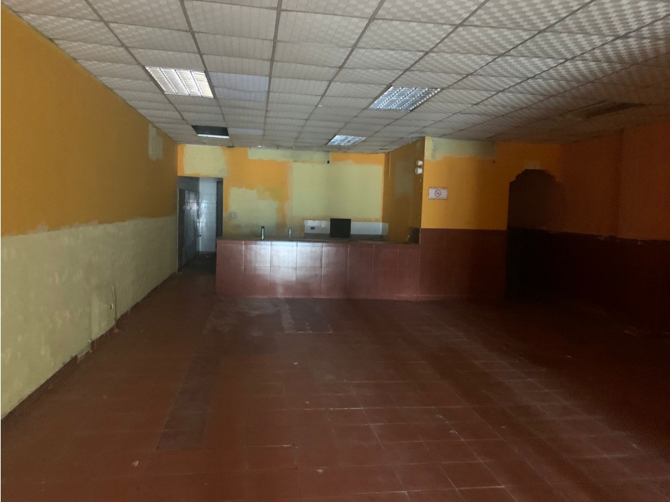 VENTA EDIFICIO COMERCIAL EN CALIDONIA - 2