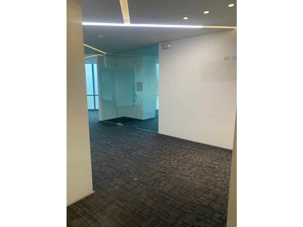 VENDO O ALQUILO OFICINA COSTA DEL ESTE TORRE FINANCIAL PARK — foto 6