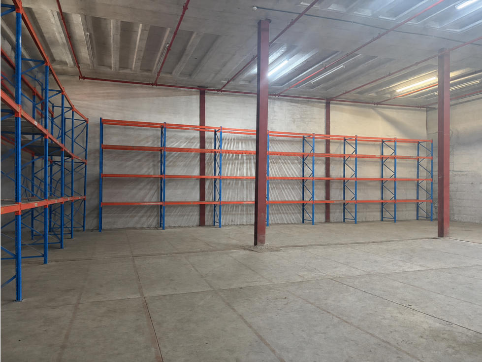 ALQUILO BODEGA COCOSOLITO ZONA LIBRE DE COLON — foto 2