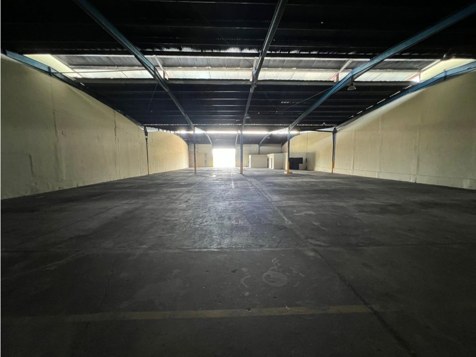 BODEGA CATIVA COLON ALQUILER - 2