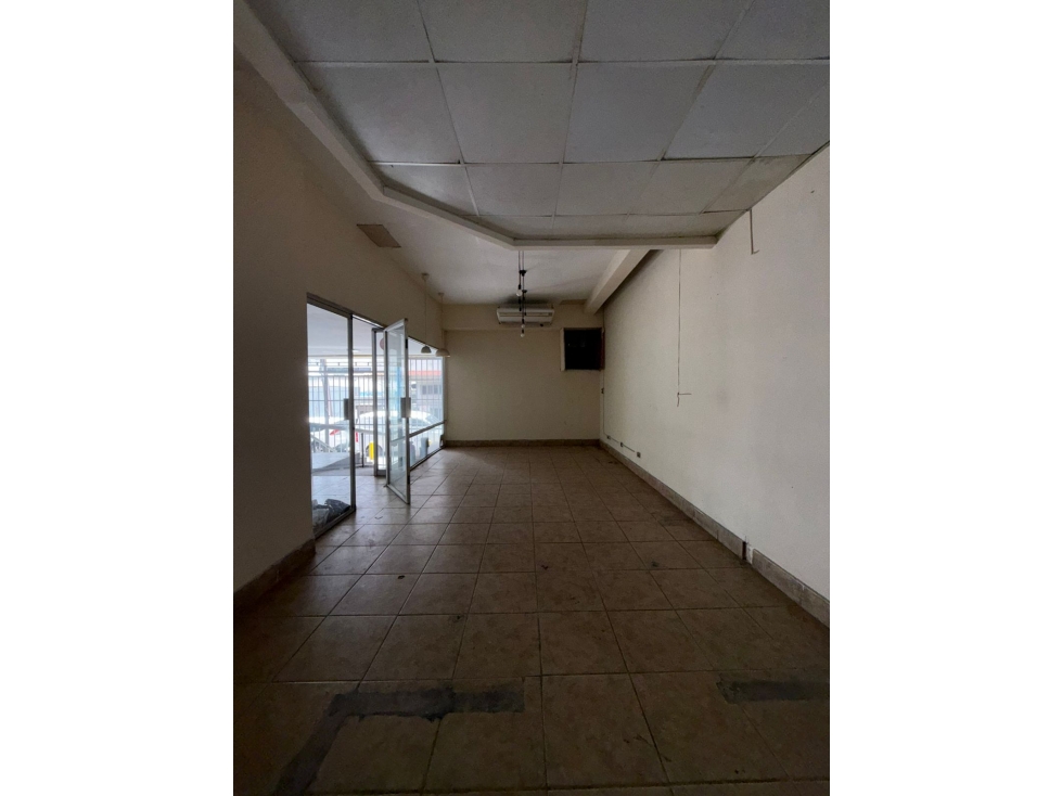 ALQUILO LOCAL COMERCIAL EL CANGREJO - 6