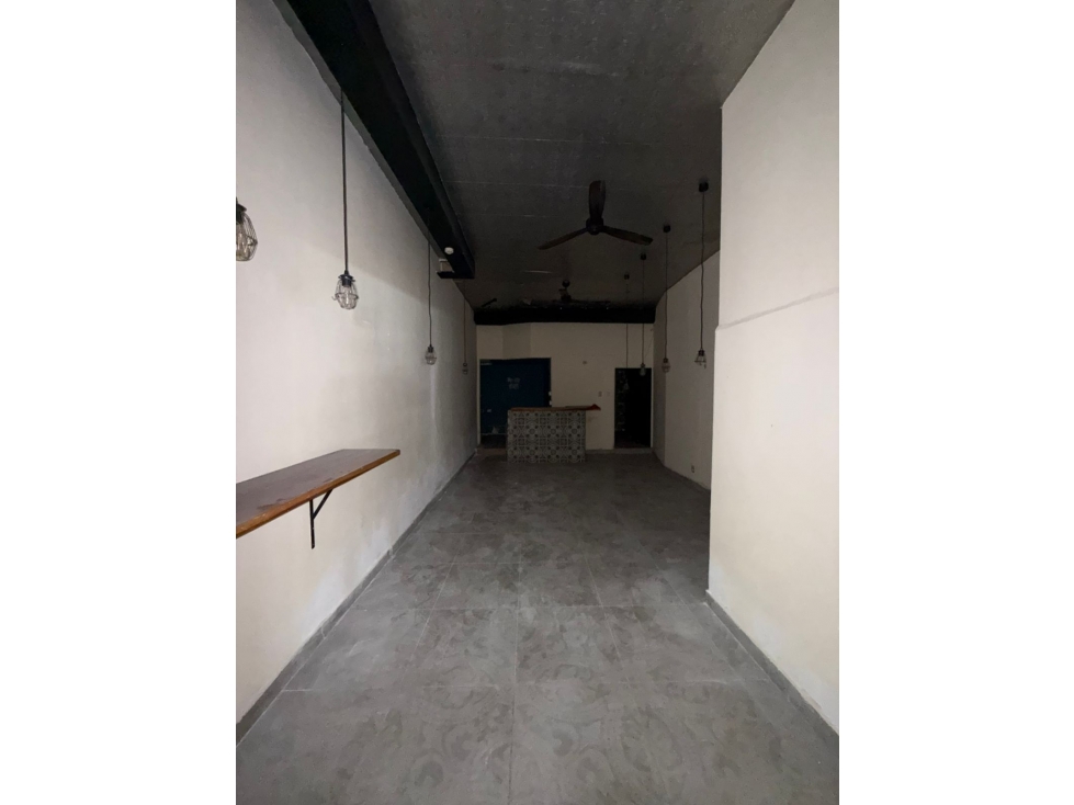 ALQUILO LOCAL COMERCIAL EL CANGREJO - 2