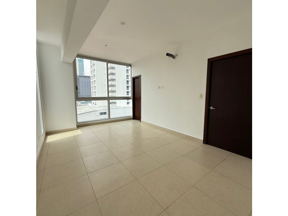 VENDO APARTAMENTO AVENIDA BALBOA RIVAGE TOWER — foto 4