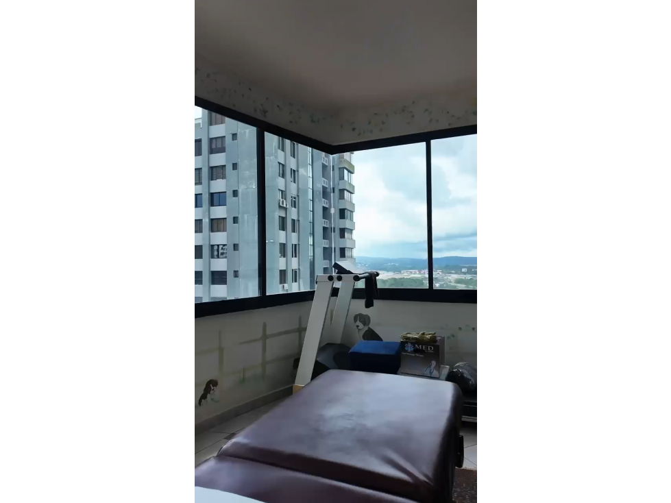VENDO O ALQUILO PENTHOUSE LA CRESTA PH ELITE — foto 2
