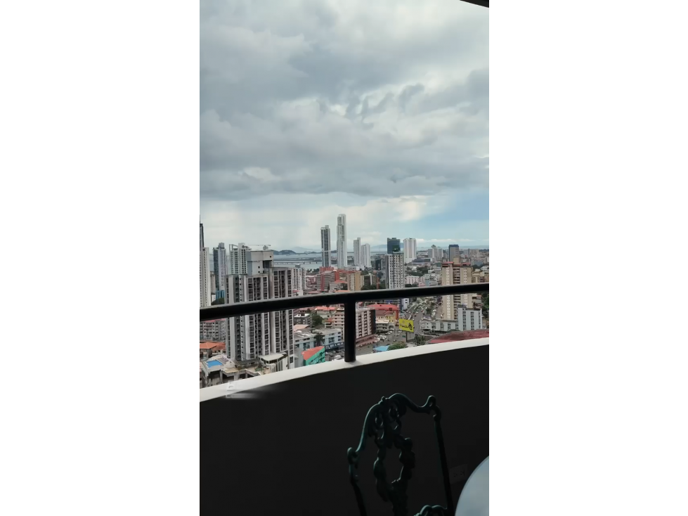 VENDO O ALQUILO PENTHOUSE LA CRESTA PH ELITE — foto 5