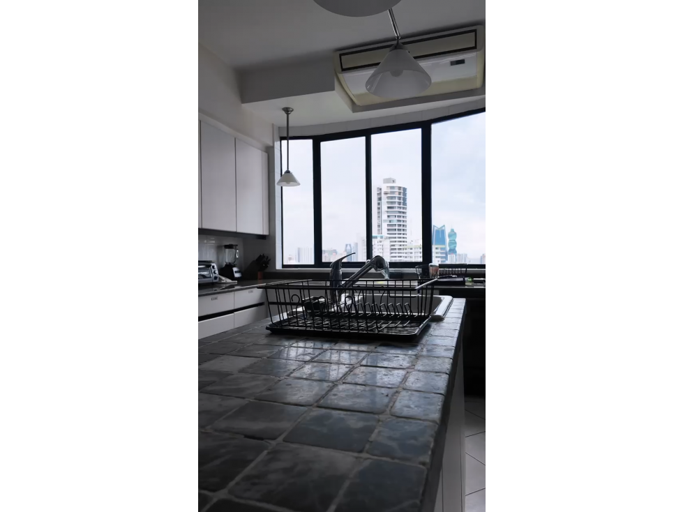 VENDO O ALQUILO PENTHOUSE LA CRESTA PH ELITE — foto 4