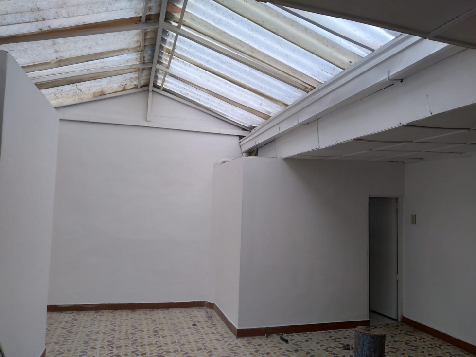 VENTA DE CASA CON APARATESTUDIO 300M2 EN LA UNIÓN ANTIOQUIA — foto 2