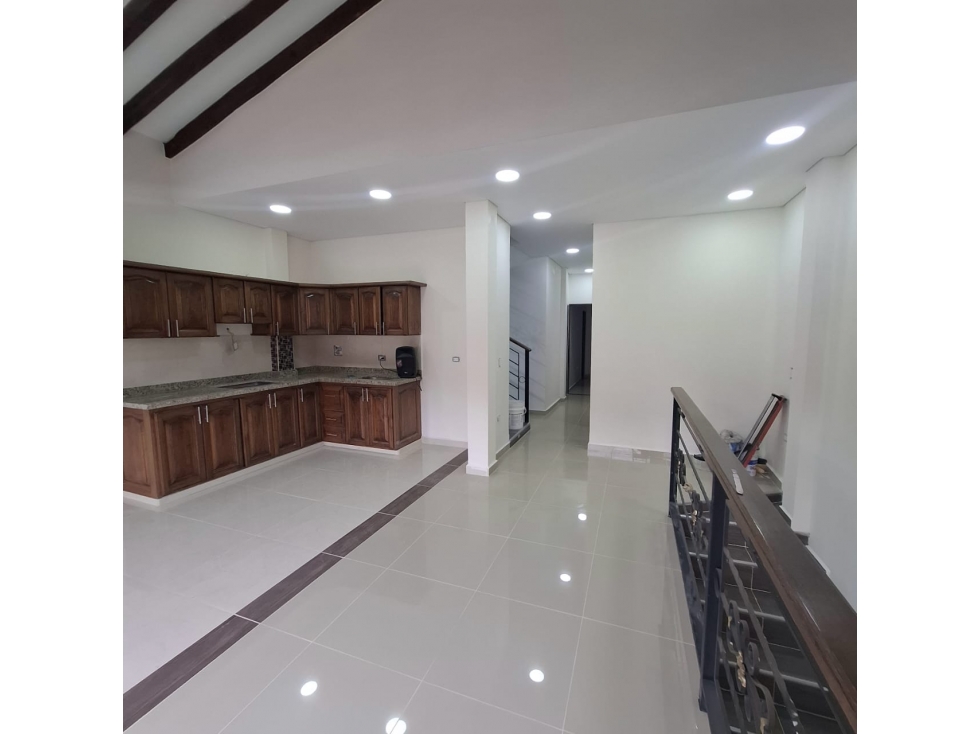 VENTA CASA SEGUNDO PISO CON MANZARDA 142M2 EL CARMEN DE VIBORAL ANT — foto 3