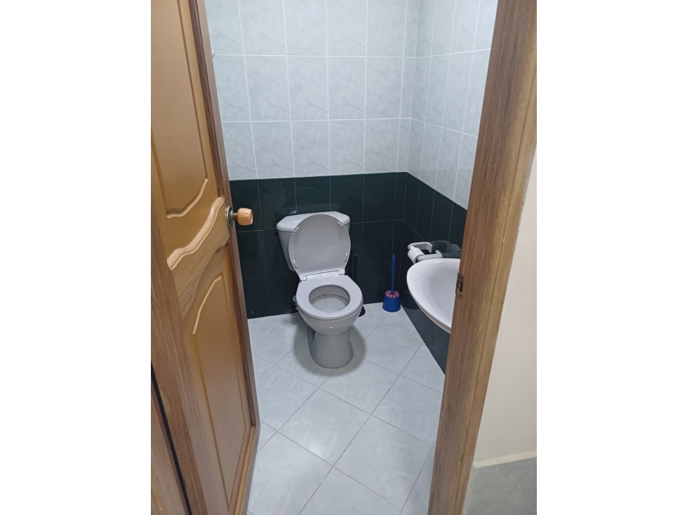 ARRIENDO LOCAL COMERCIAL 87 M2 EXCELENTE UBICACIÓN LA UNIÓN ANT - 3