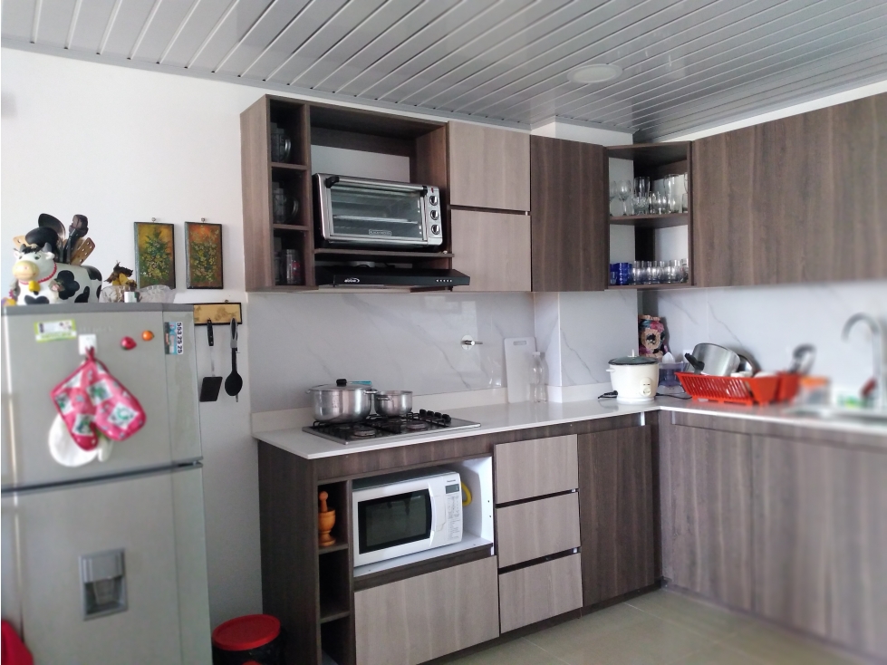 VENTA APARTAMENTO 94M2 PISO 2 EXCELENTE UBICACIÓN LA UNION ANT — foto 6
