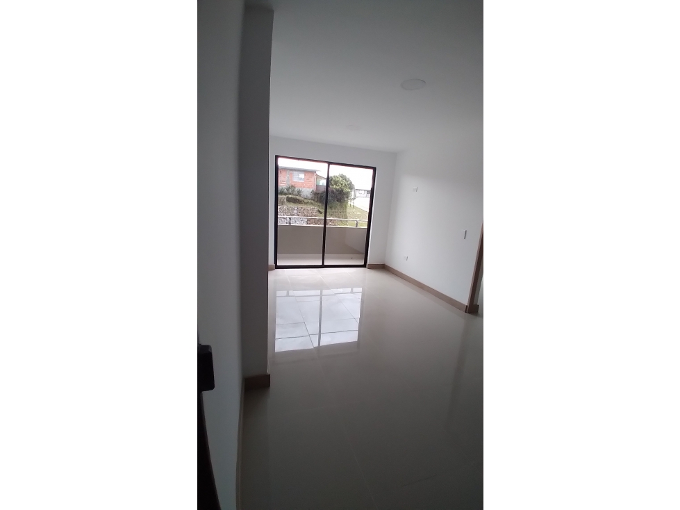 VENTA APARTAMENTO SEGUNDO PISO, EXCELENTE UBICACIÓN LA UNIÓN ANT. — foto 5