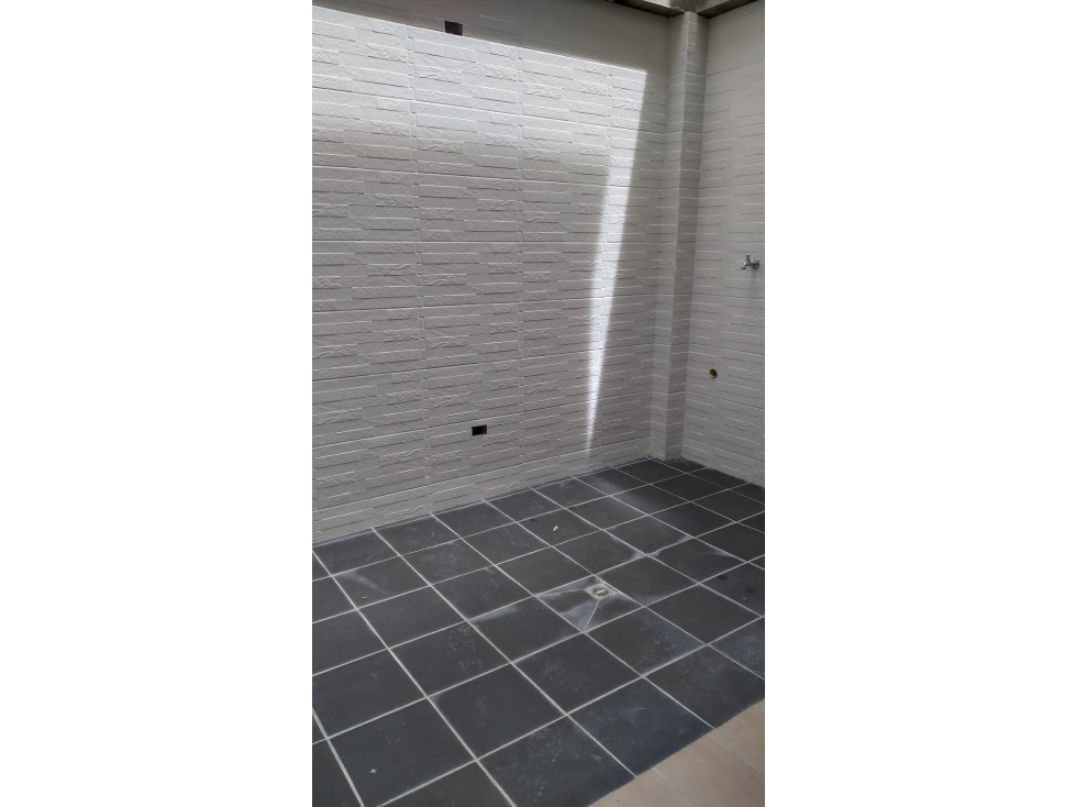 VENTA CASA UNIFAMILIAR CON TERRAZA, OBRA GRIS, LA UNIÓN ANT — foto 2