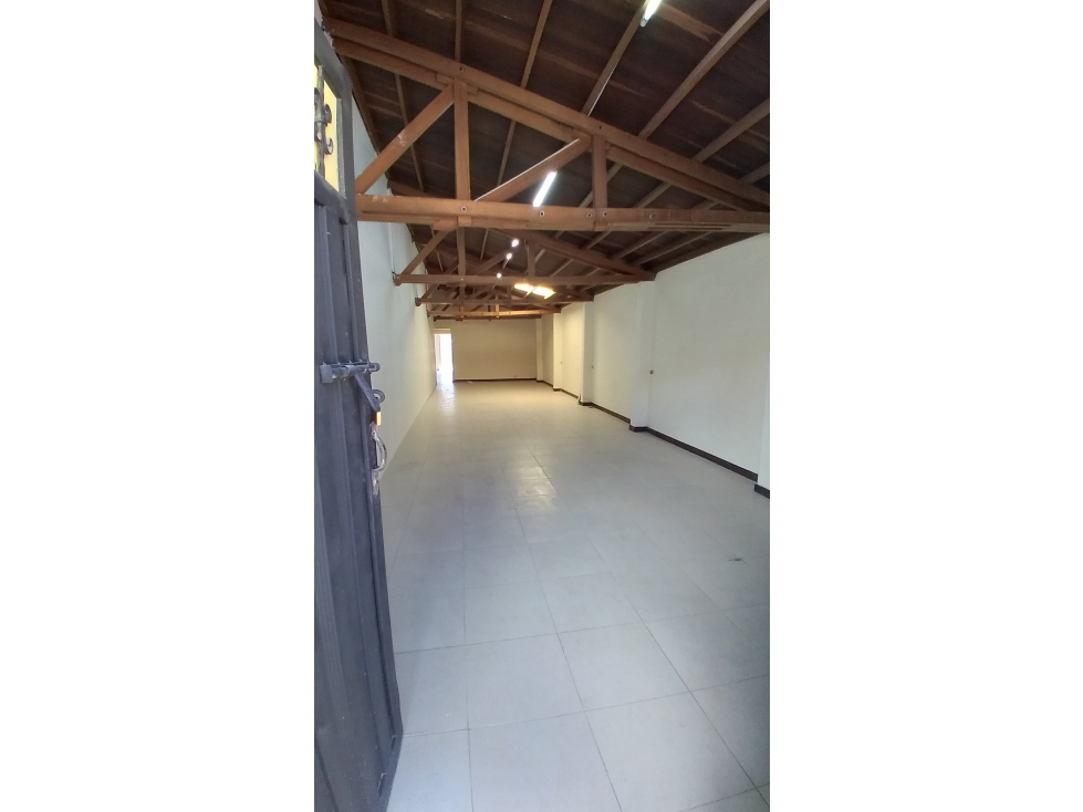 ARRIENDO LOCAL COMERCIAL 180 M2, LA UNIÓN ANTIOQUIA - 2
