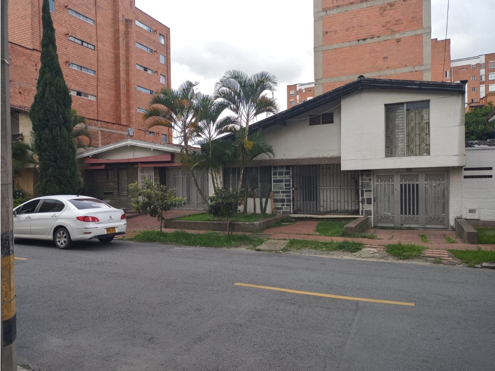 VENTA CASA LOTE DE PRIMER Y SEGUNDO PISO, CONQUISTADORES MEDELLÍN ANT — foto 2