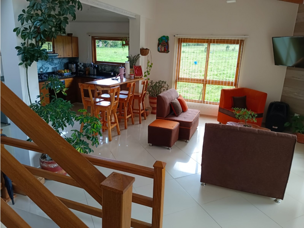 VENTA CASA PISO 2 CON MANSARDA 115 M2 LA UNIÓN ANTIOQUIA