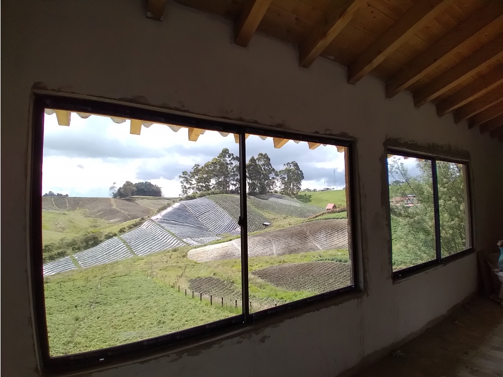VENTA FINCA 2.000M2 CON CASA DOS PISOS NUEVA EL CARMEN ANT. - 2