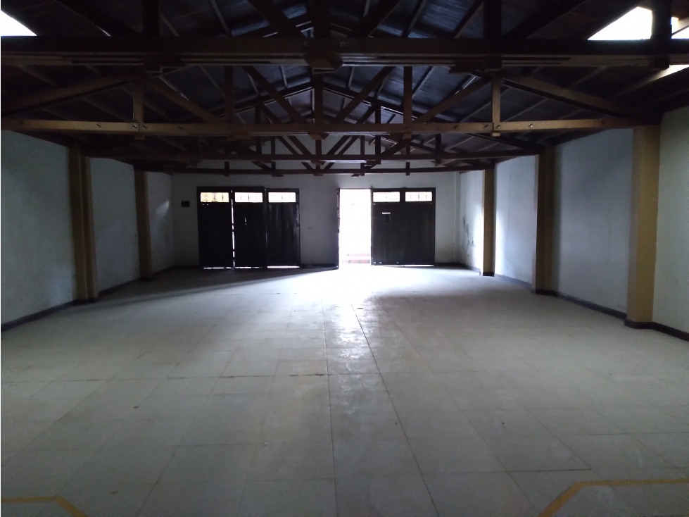 VENTA LOCAL COMERCIAL (CON PATIO INTERNO) 416 M2 LA UNIÓN - ANTIOQUIA - 4