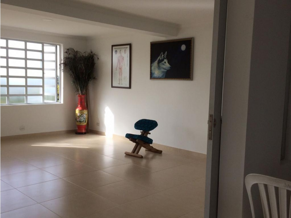 ARRIENDO PISO 1 MULTISERVICIO COMERCIAL 315M2 EL CAMEN DE VIBORAL ANT - 5