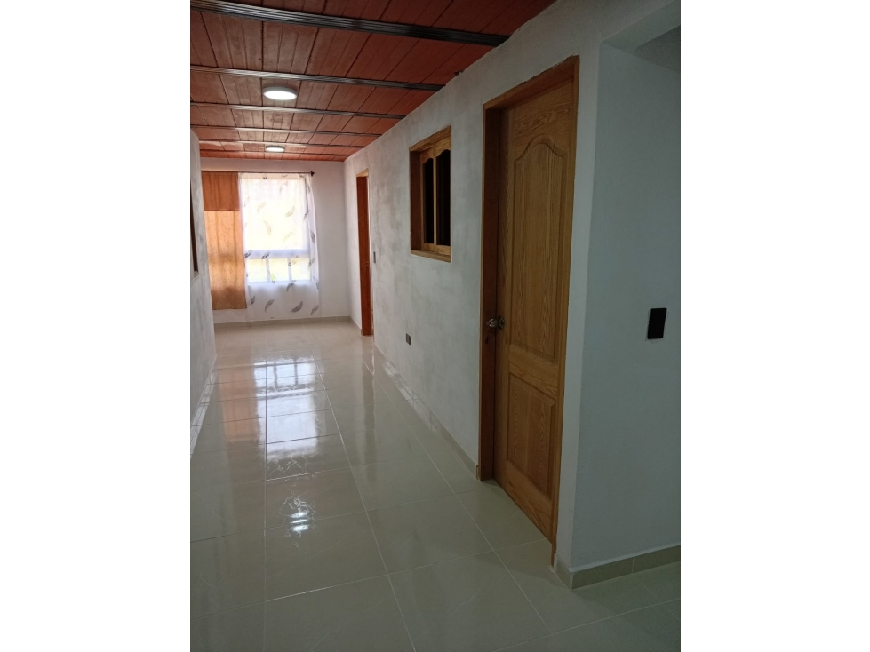 VENTA CASA UNIFAMILIAR 112M2 TRES NIVELES, NUEVA LA UNIÓN ANT — foto 2