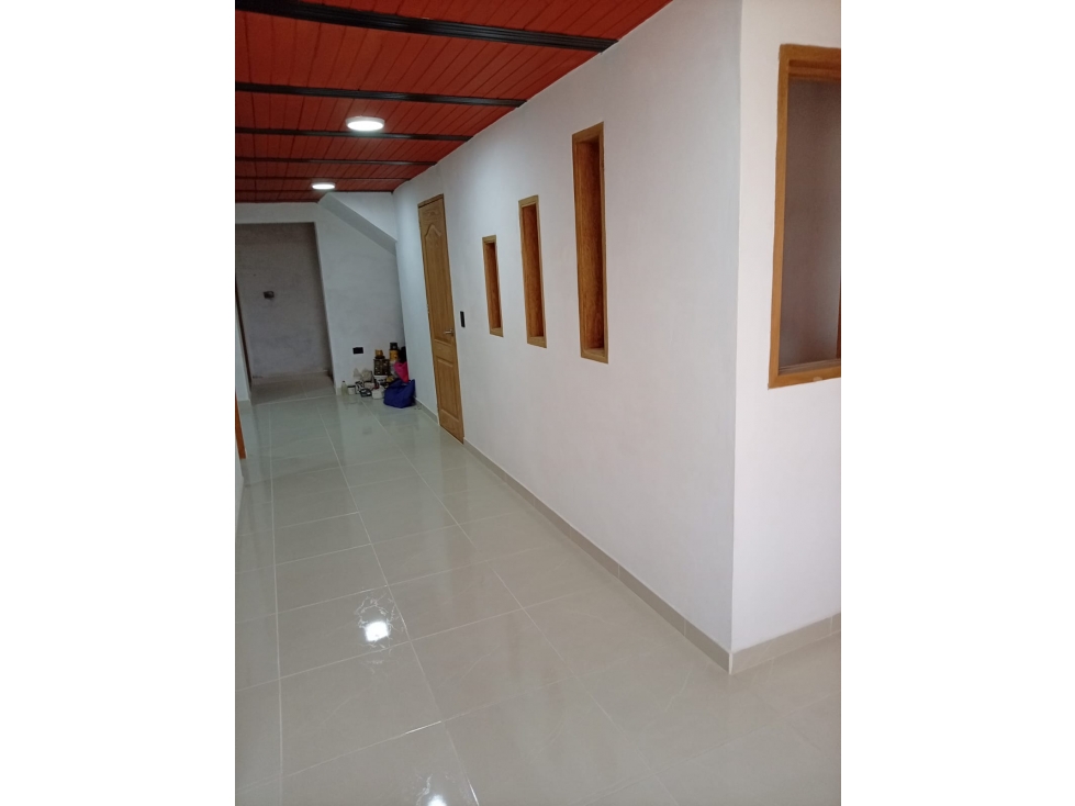 VENTA CASA UNIFAMILIAR 112M2 TRES NIVELES, NUEVA LA UNIÓN ANT