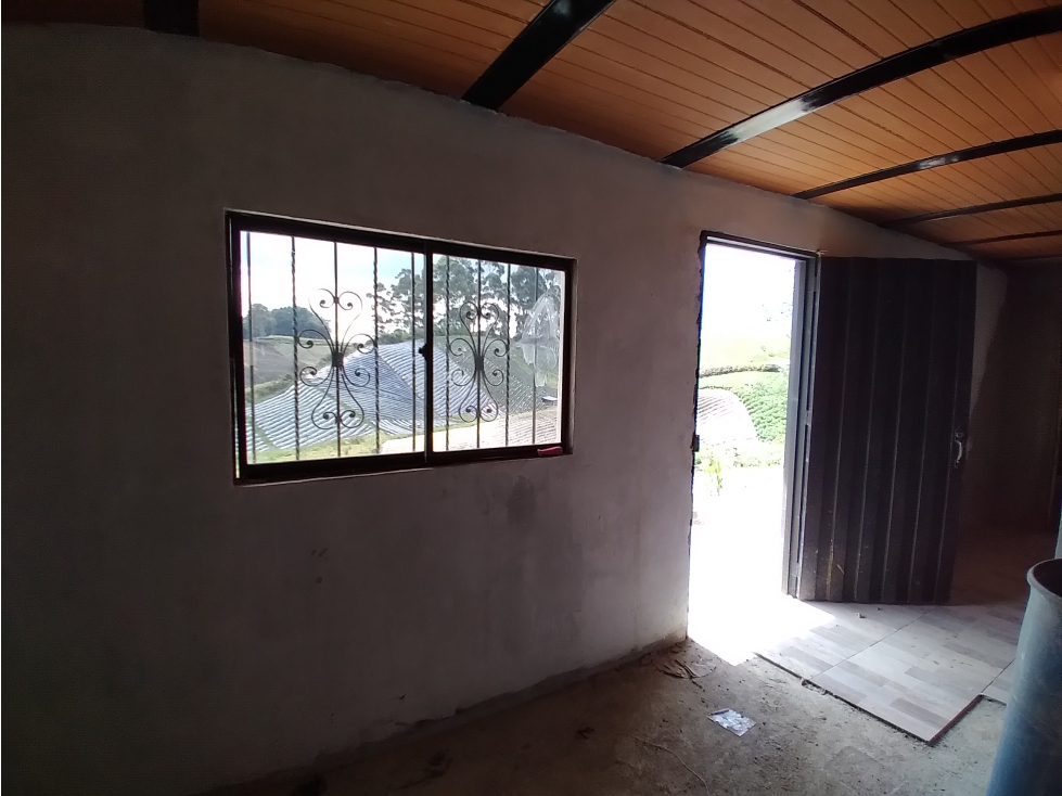 VENTA FINCA 2.000M2 CON CASA DOS PISOS NUEVA EL CARMEN ANT. - 6