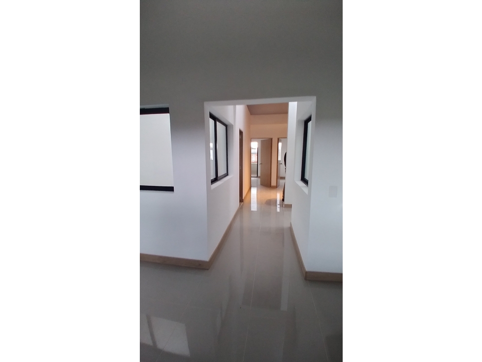 VENTA APARTAMENTO TERCER PISO, EXCELENTE VISTA, LA UNIÓN ANT.
