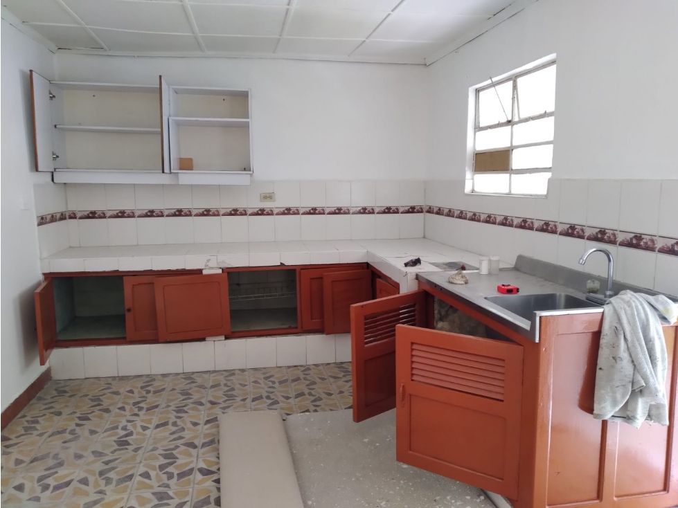 VENTA DE CASA CON APARATESTUDIO 300M2 EN LA UNIÓN ANTIOQUIA — foto 5