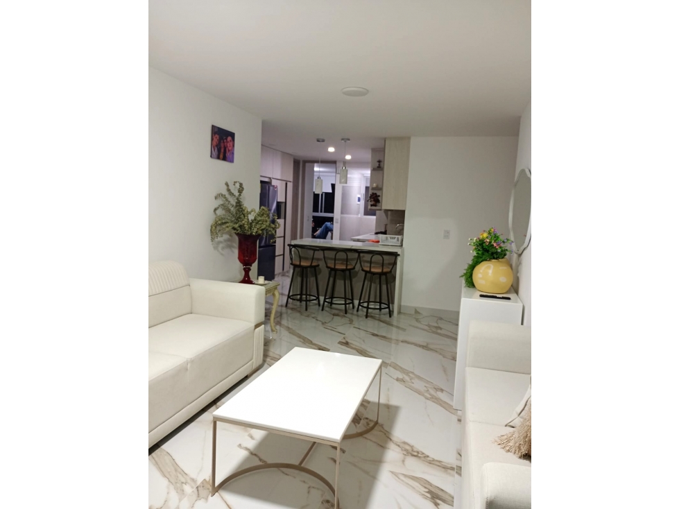 Se VENDE APARTAMENTO en SABANETA, Sector AVES MARIA. — foto 2