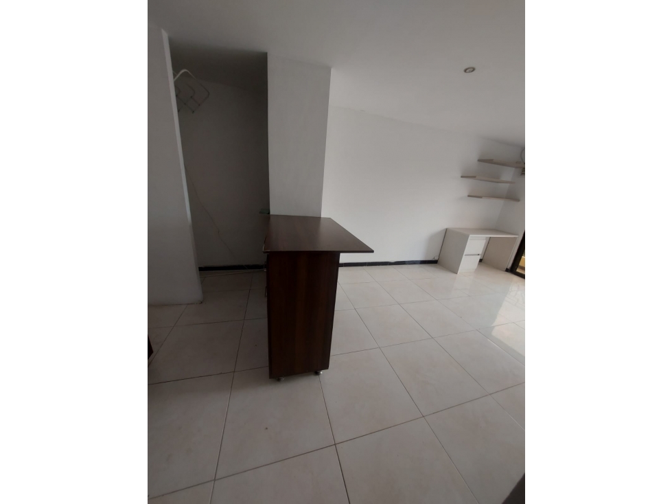 Se ARRIENDA APARTAMENTO en LAURELES MEDELLÍN, sector SIMÓN BOLIVAR. — foto 4