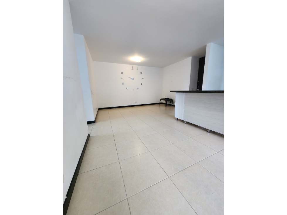 Se VENDE APARTAMENTO en EL POBLADO, MEDELLÍN Sector LOMA DEL INDIO. — foto 6