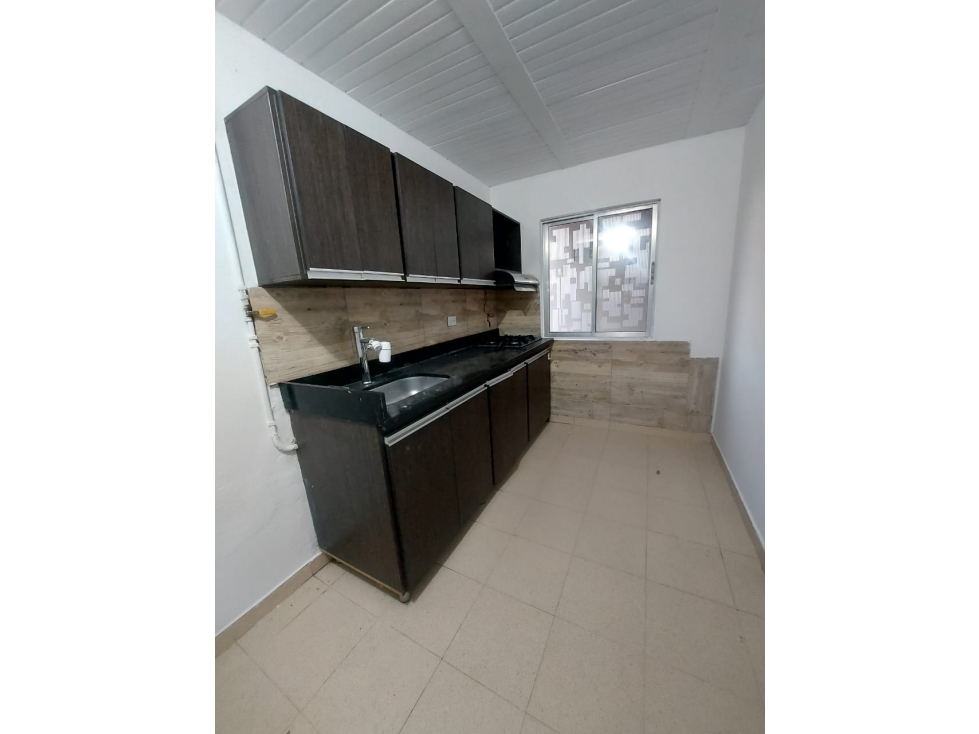 Se VENDE APARTAMENTO en ROBLEDO, MEDELLÍN Sector CURAZAO.