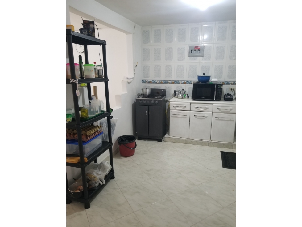VENTA CASA EN SAN JAVIER MEDELLIN, sector EDUARDO SANTOS — foto 5