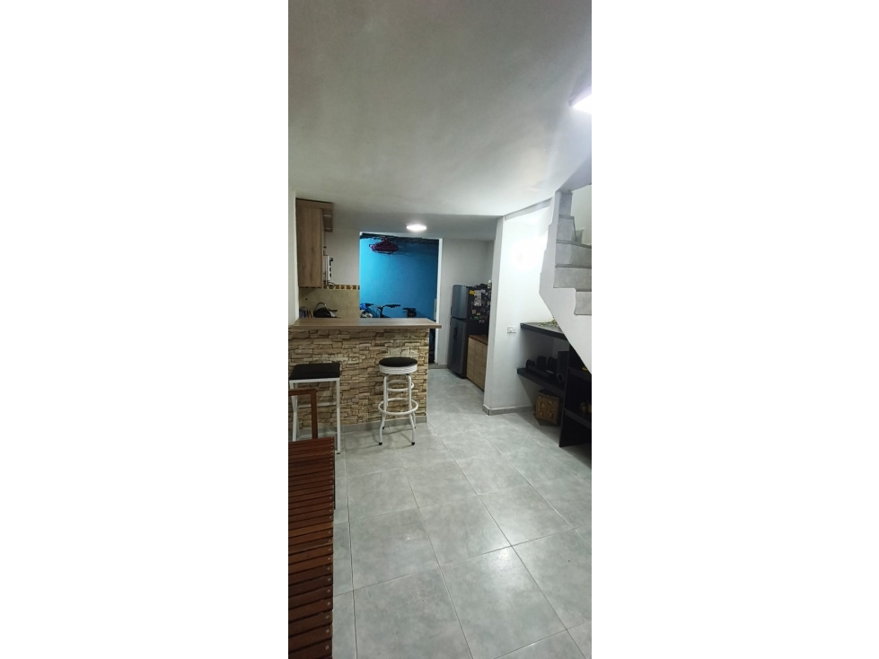 SE VENDE APARTAMENTO EN CALASANZ, sector EL PESEBRE — foto 3