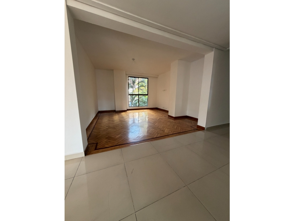 SE VENDE ARRIENDA APARTAMENTO EN EL POBLADO, sector LOS BALSOS — foto 5