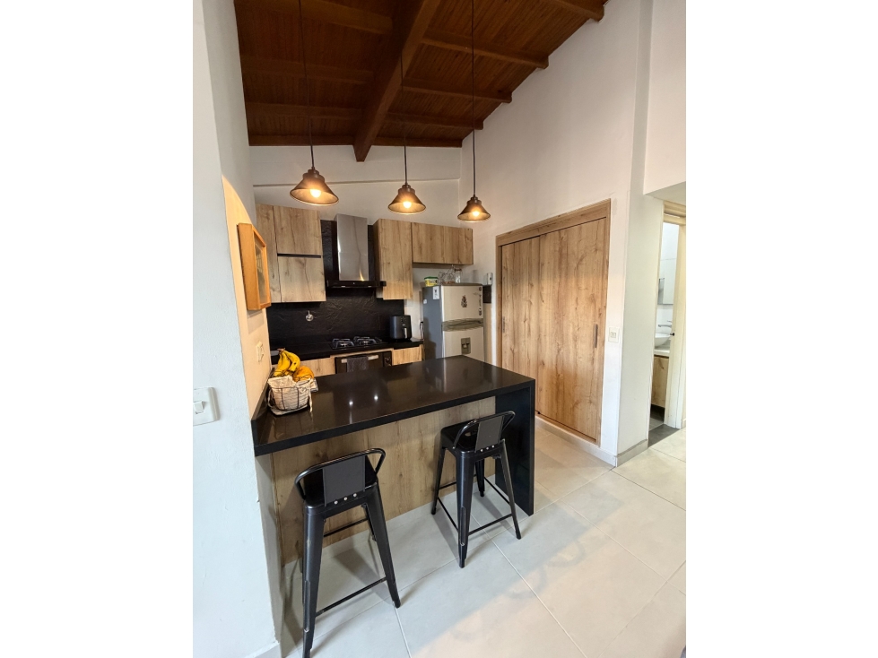 SE VENDE APARTAMENTO EN SANTA LUCIA, sector LOLA GONZALES. — foto 2