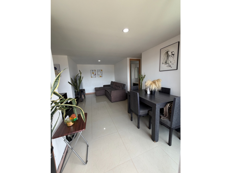 SE VENDE APARTAMENTO EN SABANETA, sector SAN REMO - 2