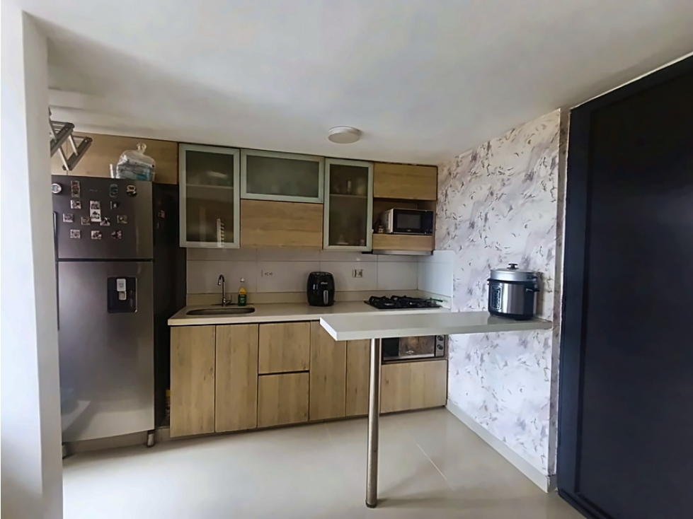 SE VENDE APARTAMENTO EN CALASANZ, sector EL PESEBRE. — foto 3