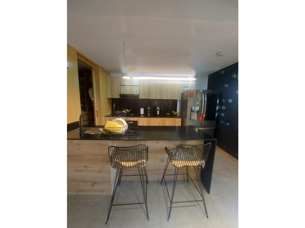 Se VENDE APARTAMENTO en LAURELES, MEDELLÍN Sector LA CASTELLANA — foto 5