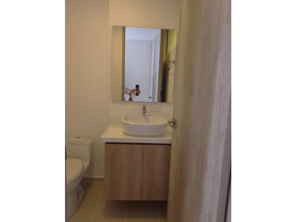 Se VENDE APARTAESTUDIO en EL POBLADO, MEDELLÍN Sector CIUDAD DEL RÍO. — foto 6