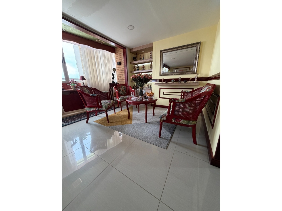 SE VENDE APARTAMENTO EN SABANETA, sector AVES MARIA