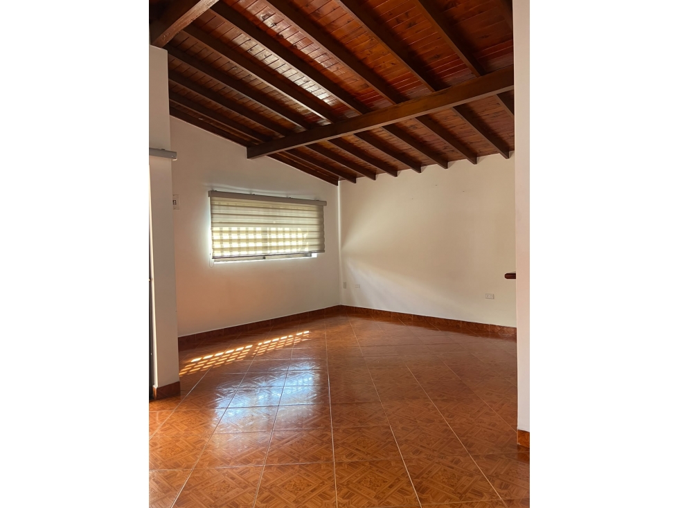 SE VENDE APARTAMENTO EN SANTA LUCIA MEDELLIN, sector ALCAZARES — foto 6