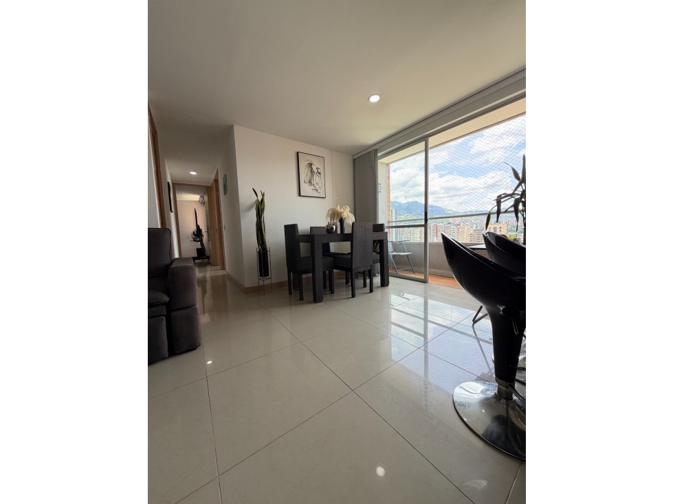 SE VENDE APARTAMENTO EN SABANETA, sector SAN REMO - 3