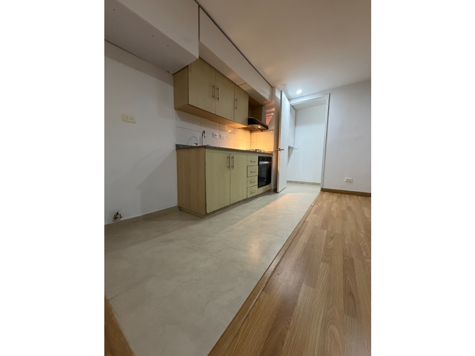 SE ARRIEDA APARTAMENTO EN SABANETA, sector SAN REMO