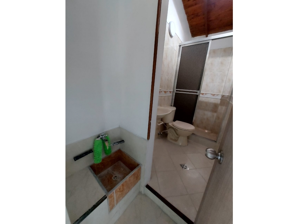 SE ARRIENDA APARTAMENTO CASTILLA MEDELLIN, sector FRANCISCO ZEA — foto 5