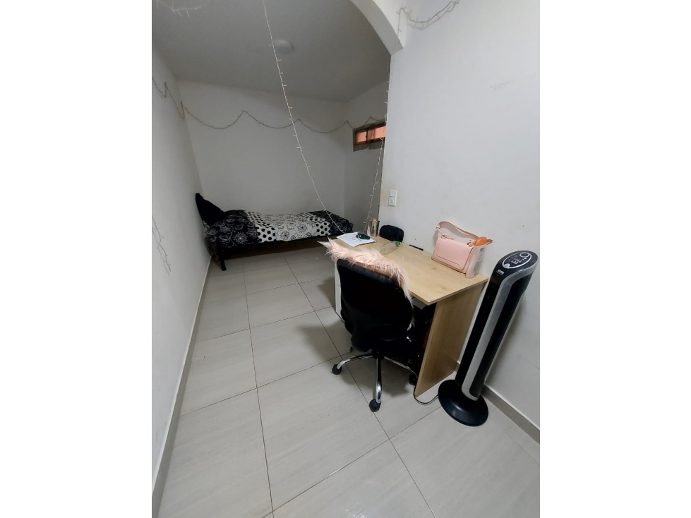 Se VENDE APARTAMENTO en NIQUIA, sector LOS ANGELES. — foto 6
