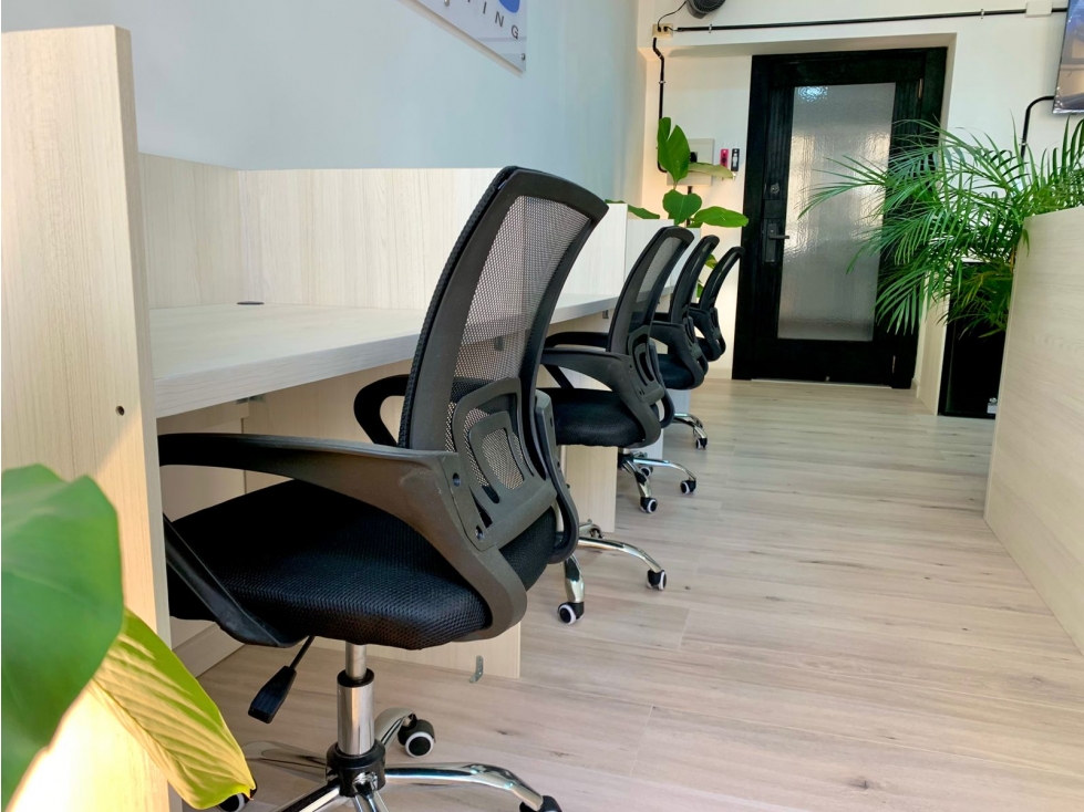 SE VENDE OFICINA EN MEDELLÍN CENTRO, sector PARQUE BERRÍO — foto 4