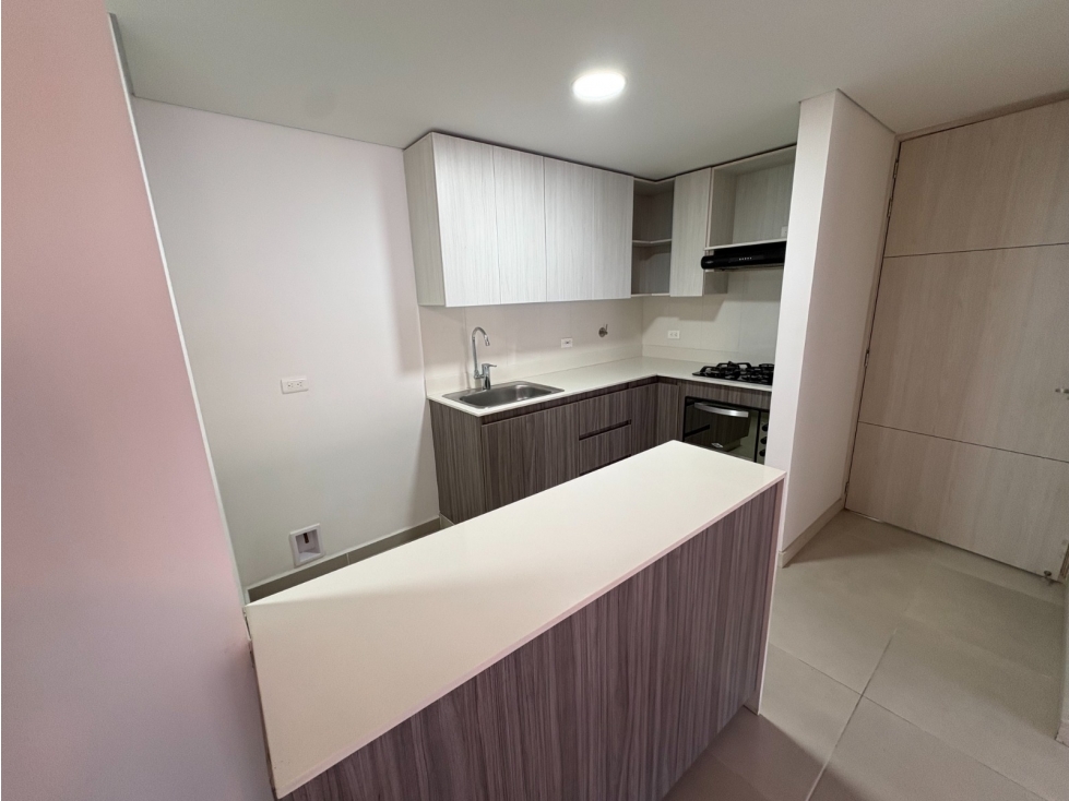 SE VENDE APARTAMENTO EN ENVIGADO, sector EL CHINGUI. — foto 2