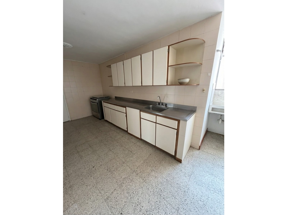 SE VENDE/ARRIENDA APARTAMENTO EN MEDELLIN, sector CONQUISTADORES. — foto 6