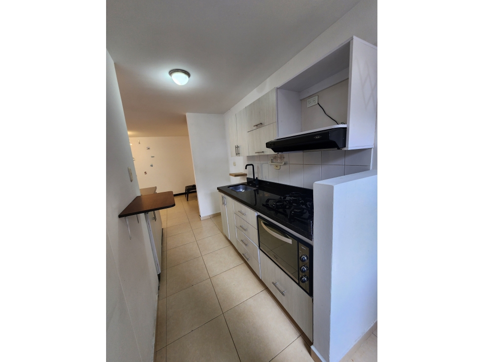 Se VENDE APARTAMENTO en EL POBLADO, MEDELLÍN Sector LOMA DEL INDIO. — foto 4